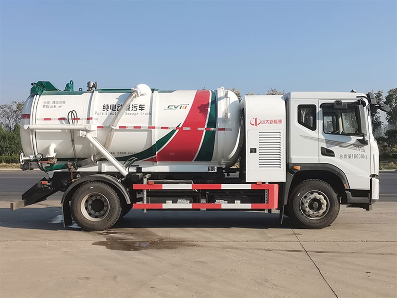 新能源吸污车